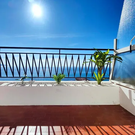 Le Coq Eden - Air Conditioning - Seafront *