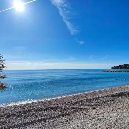 Apartment Le Coq Eden - Air Conditioning - Seafront